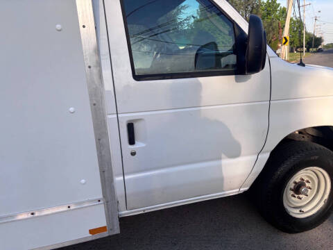 2012 Ford E-Series E-350 SD