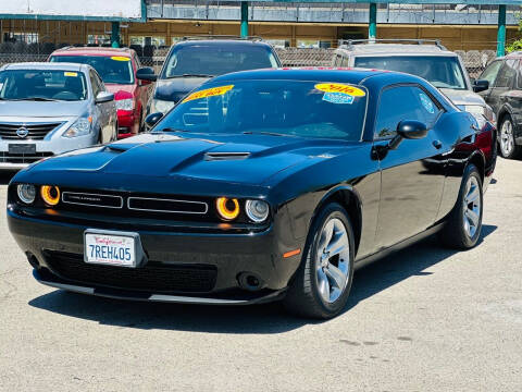 2016 Dodge Challenger for sale at Pemex Auto Center in Fresno CA