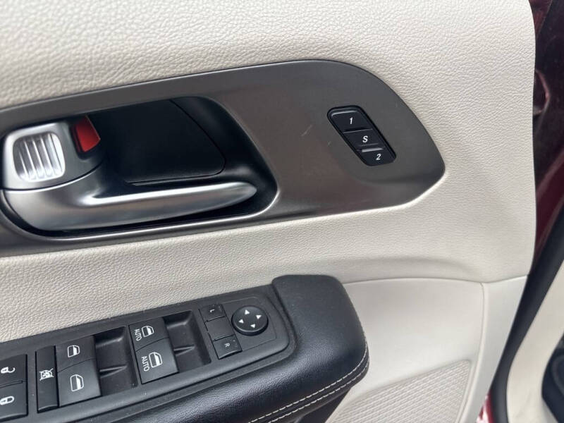 2021 Chrysler Pacifica Touring L