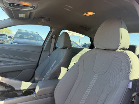 2021 Hyundai Elantra SEL