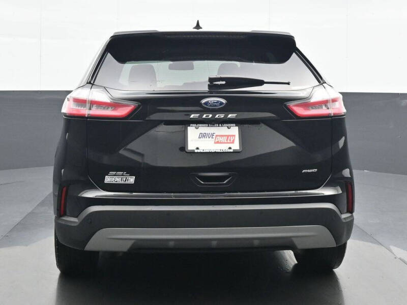 2022 Ford Edge SEL