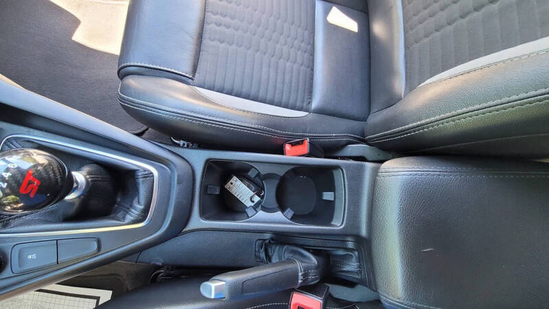 2018 Ford Focus ST