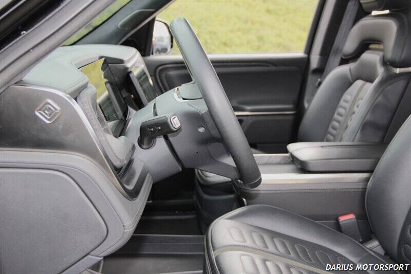 2023 Rivian R1T Adventure