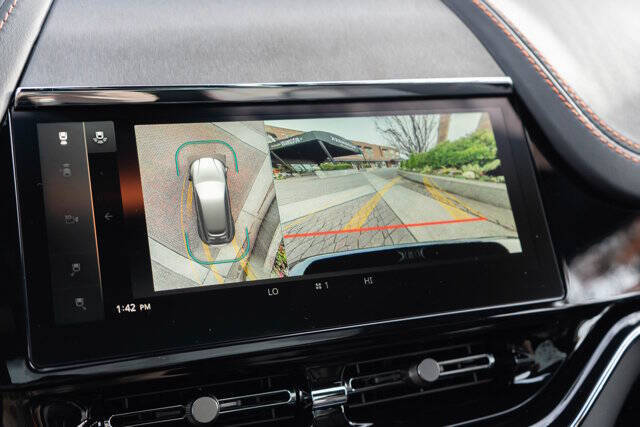 2026 Aston Martin DBX 707