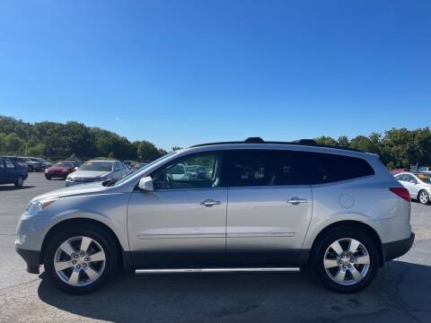 2012 Chevrolet Traverse for sale at CARS PLUS CREDIT in Independence MO