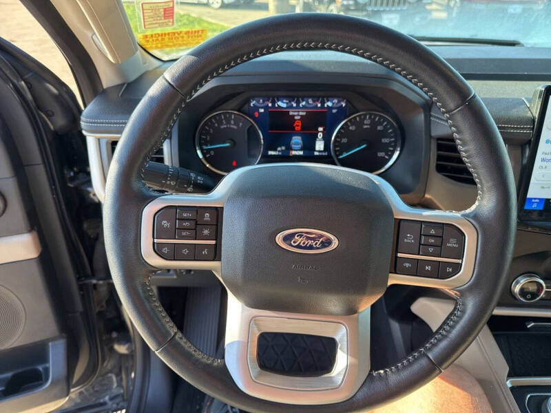 2023 Ford Expedition XLT