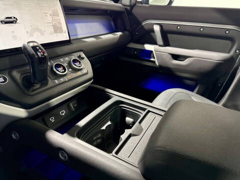 2022 Land Rover Defender 110 S