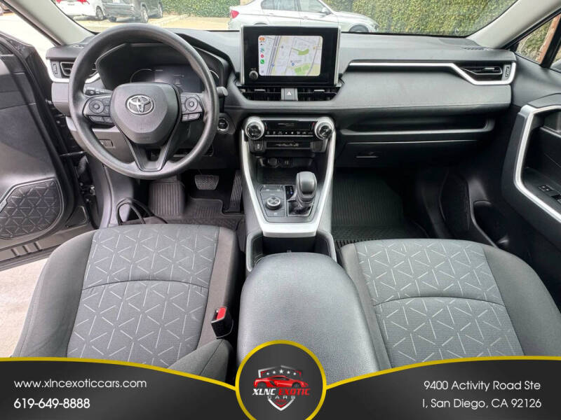 2024 Toyota RAV4 Hybrid XLE