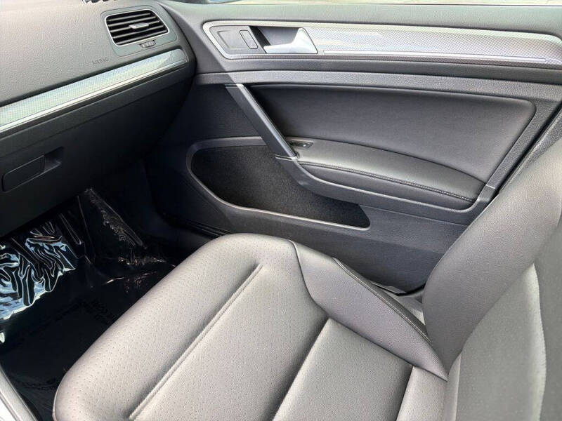 2017 Volkswagen Golf Alltrack