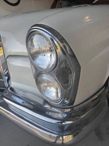 1969 Mercedes-Benz 220SE