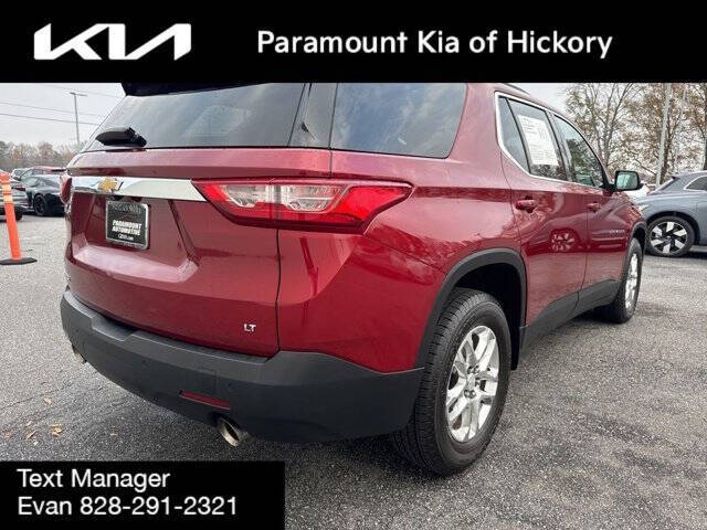 2021 Chevrolet Traverse LT Cloth