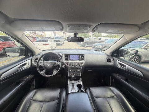2018 Nissan Pathfinder SL
