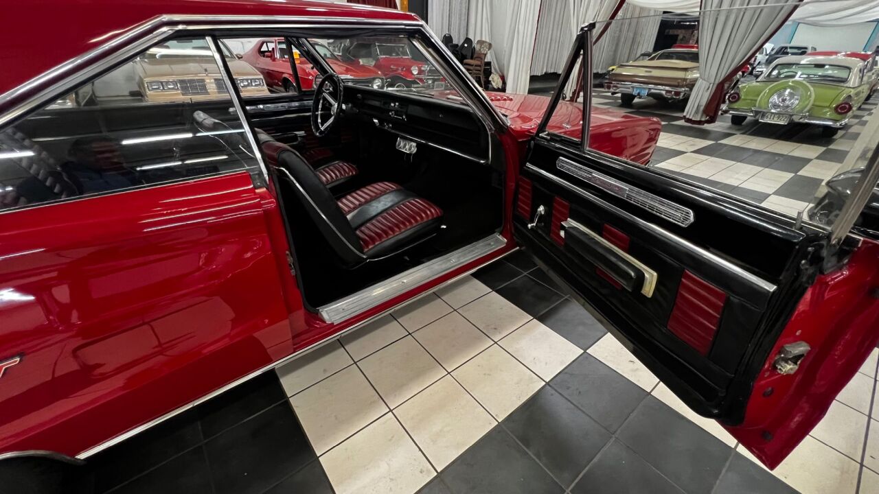 1967 Dodge Coronet 29