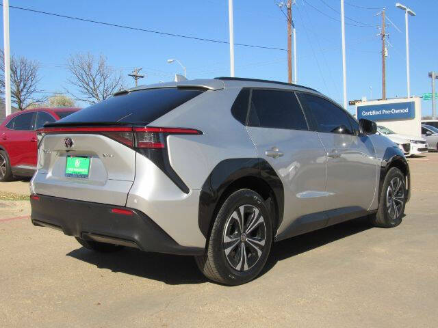 2024 Toyota bZ4X XLE