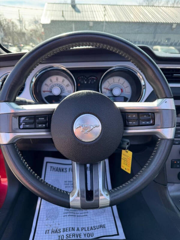 2010 Ford Mustang V6