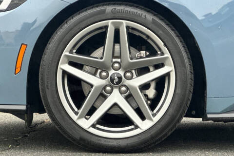 2024 Ford Mustang EcoBoost