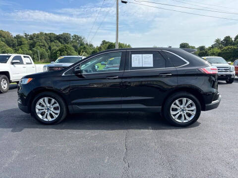 2022 Ford Edge Titanium