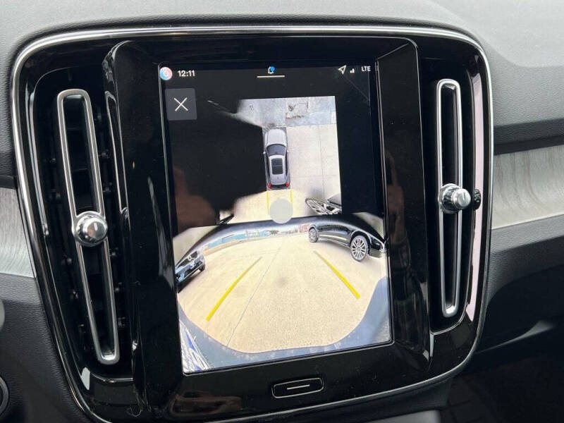 2026 Volvo XC40 B5 Ultra