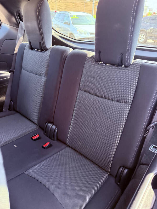 2019 Nissan Pathfinder S