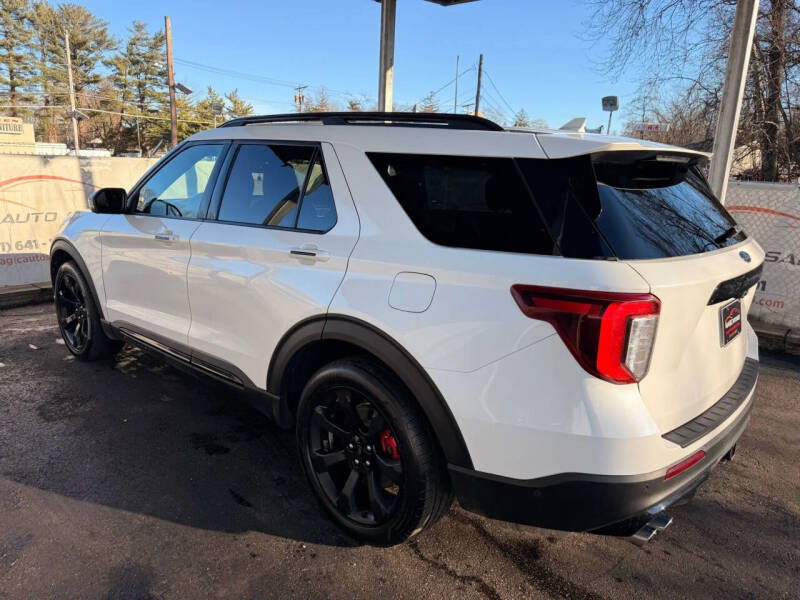 2020 Ford Explorer ST