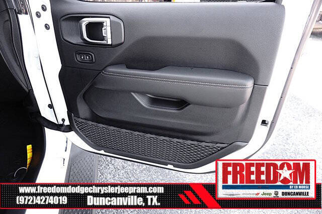 2025 Jeep Gladiator High Tide