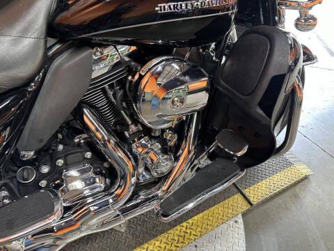 2014 Harley-Davidson FLHTK - Electra Glide Ul