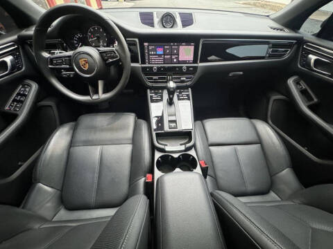 2023 Porsche Macan S