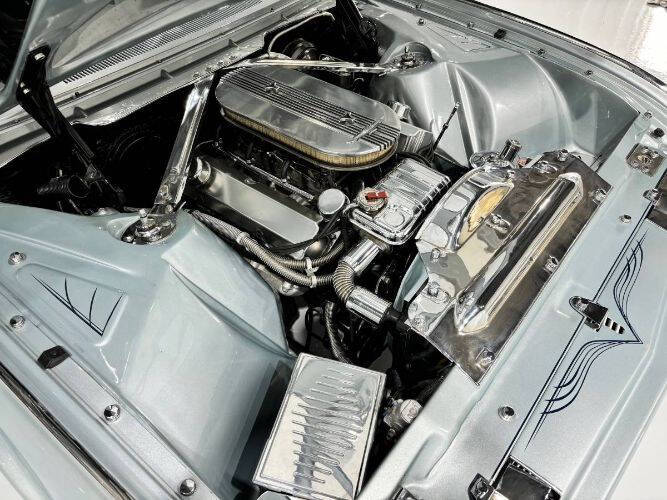 1962 Ford Thunderbird