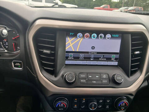 2017 GMC Acadia Denali