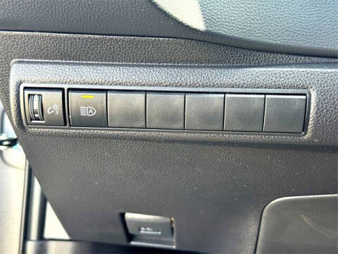 2025 Toyota Corolla Hatchback SE