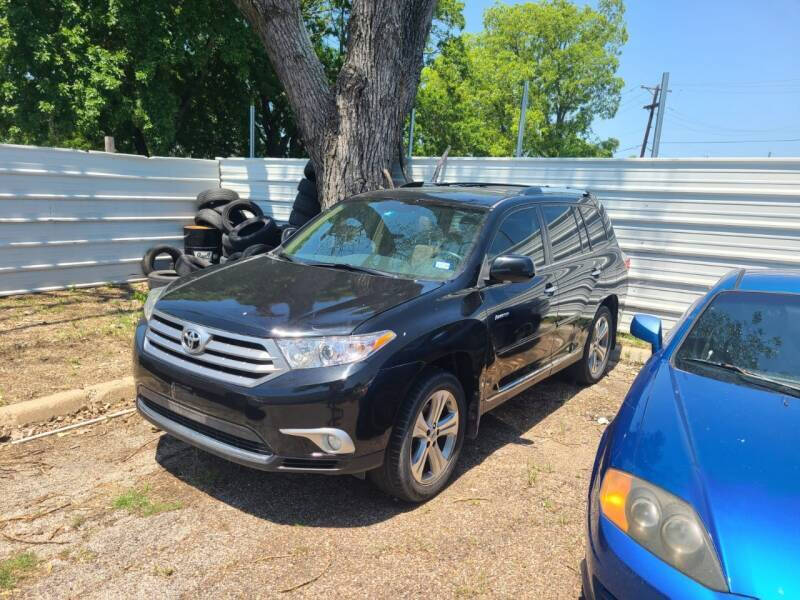 Used 2013 Toyota Highlander Limited with VIN 5TDYK3EH4DS096344 for sale in Dallas, TX