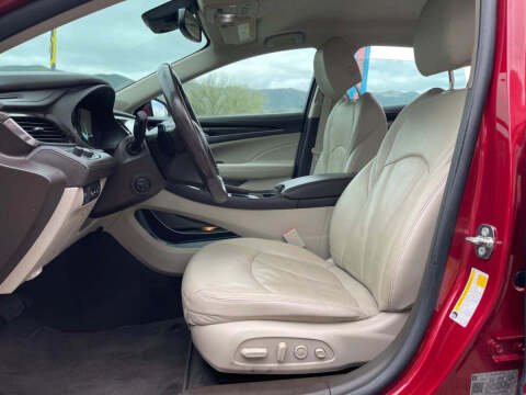 2018 Buick LaCrosse Premium