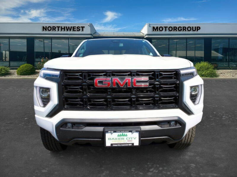 2024 GMC Canyon Elevation
