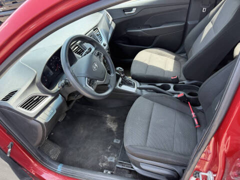 2020 Hyundai Accent SE