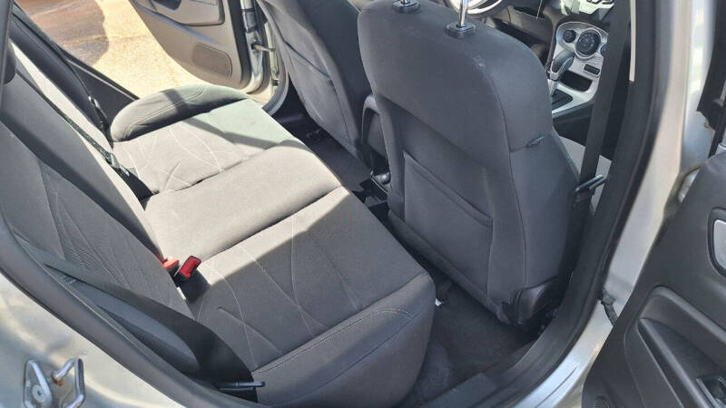 2016 Ford Fiesta SE