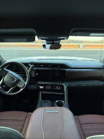 2025 GMC Sierra 2500HD Denali Ultimate