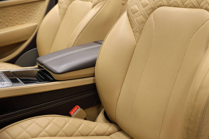 2021 Bentley Continental GTC V8