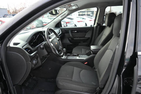 2017 Chevrolet Traverse LT