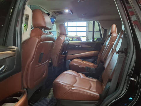 2019 Cadillac Escalade Luxury