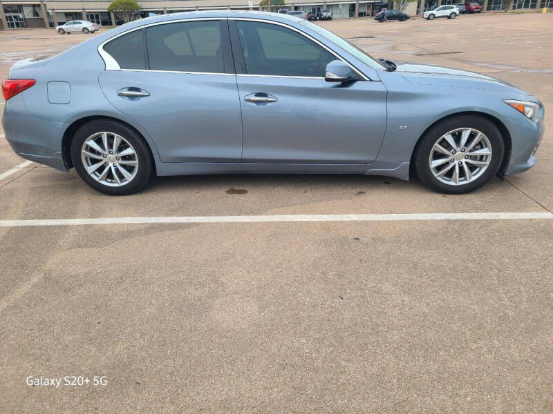 2015 Infiniti Q50 Premium