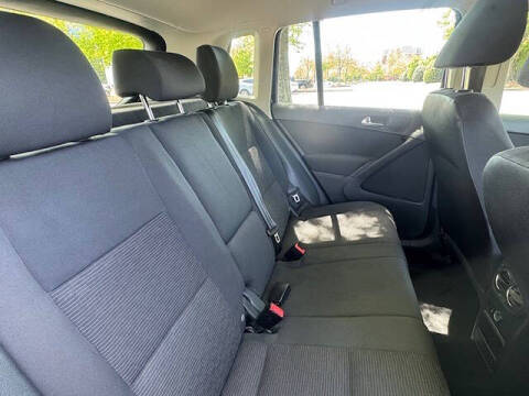 2014 Volkswagen Tiguan SE