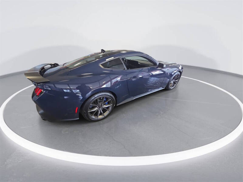 2025 Ford Mustang Dark Horse