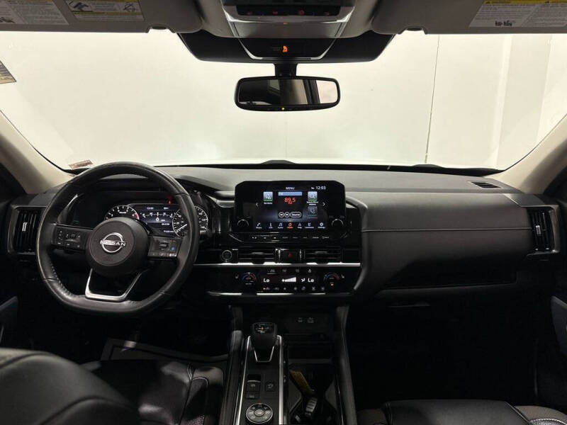 2022 Nissan Pathfinder