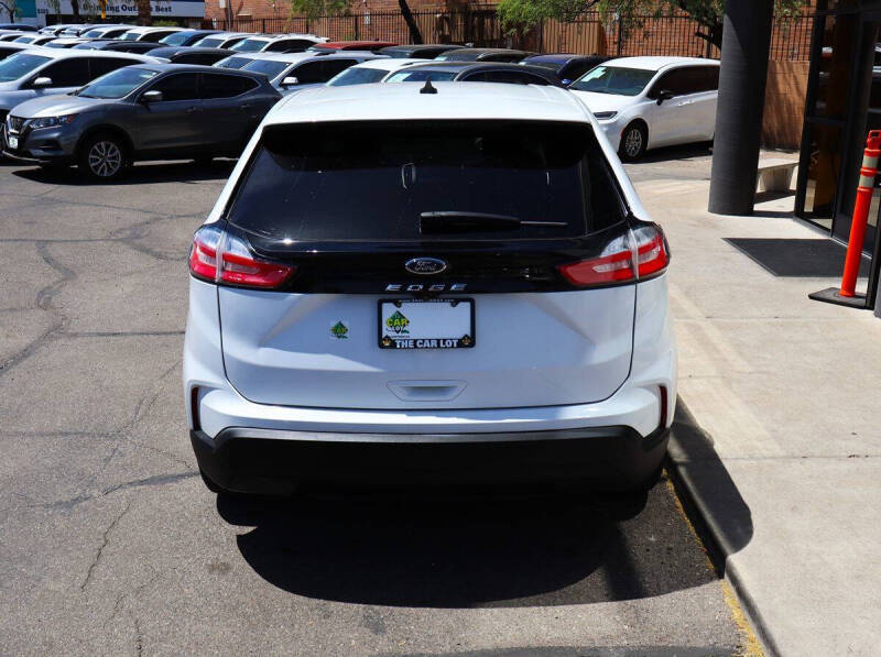 2021 Ford Edge SE