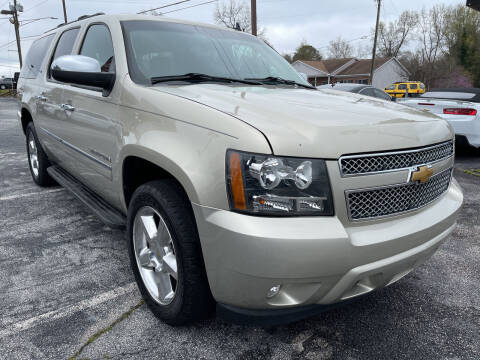 2013 Chevrolet Suburban for sale at United Luxury Motors in Stone Mountain GA