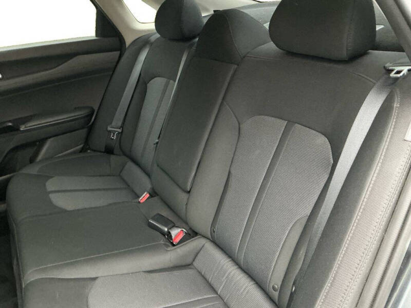 2023 Kia K5 LXS