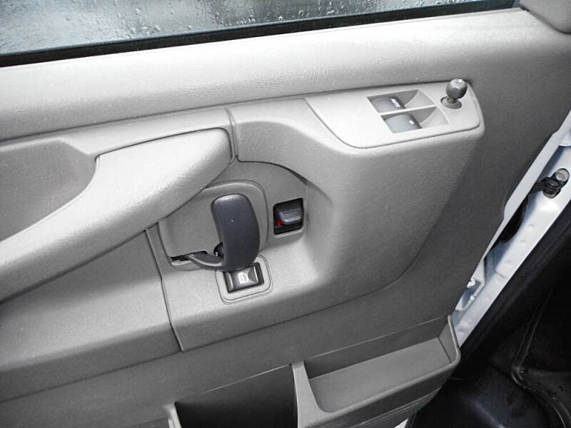 2008 Chevrolet Express LS 3500