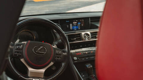 2017 Lexus IS 200t