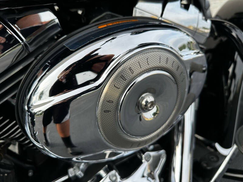 2011 Harley-Davidson Heritage Softail Classic