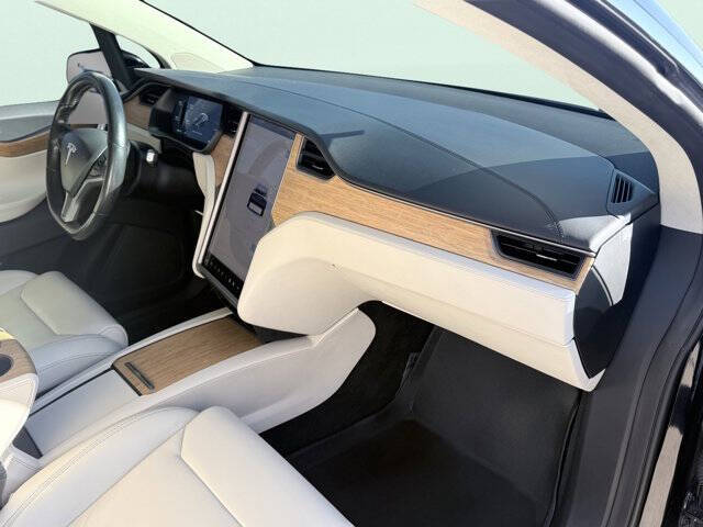 2019 Tesla Model X 75D